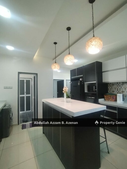 DOUBLE STORY CORNER LOT ! FULLY FURNISHED