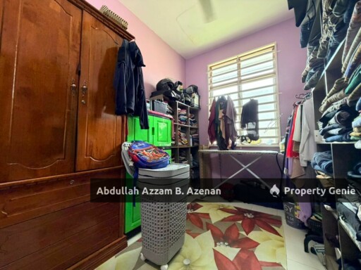 END LOT RENOVATED TAMAN KELISA RIA II