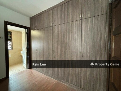 Freehold / Fully Extended / 3 Storey Terrace for Sale / Intermediate Lot / Near Pavilion Bukit Jalil /24Hrs Security with Gated & Guarded