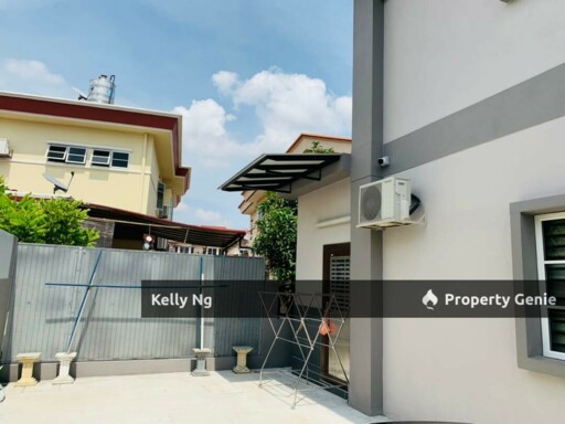2.5 Sty Endlot Semi D House At Bukit Kuda Klang For Sale