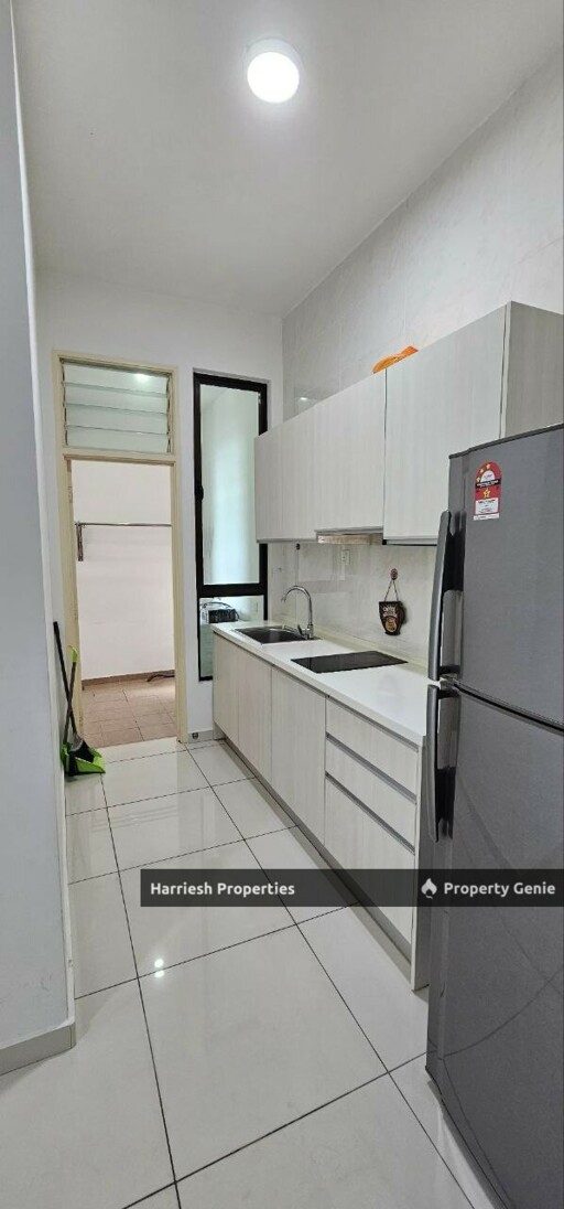 D'Summit Residence Kempas Utama for Rent