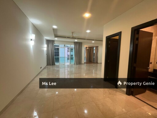 The Pearl @ KLCC-Level 27 Private lift-Sale Below Bank Value Rm180k