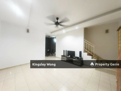 Seri Botani Palma Double Storey Terrace House Freehold Simple Renovated