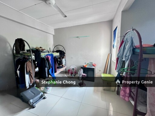 2-Storey Endlot Terrace House in Taman Puchong Utama, Freehold