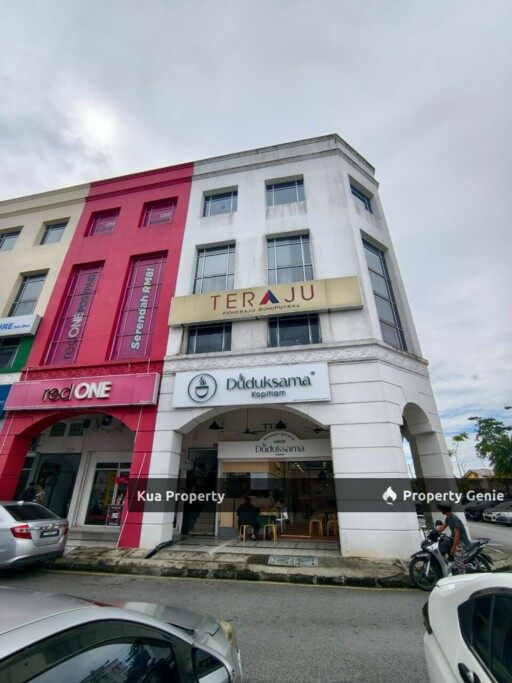 Big Size 3rd Floor Corner Shoplot For Rent! Located at Jalan Kulas, Satok