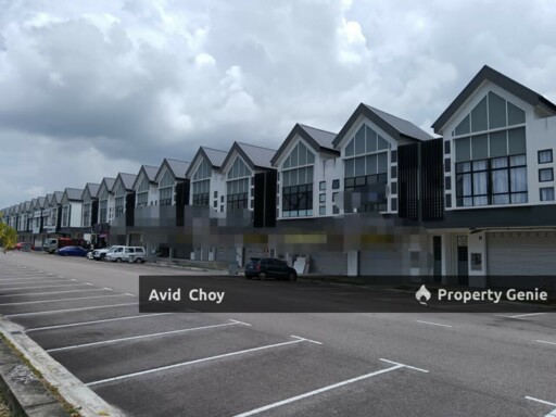 Ixora park city, 2 storey shop endlot( very lower price)