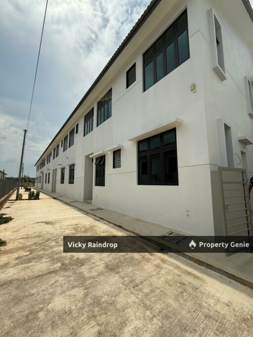 [FOR SALE] KRUBONG HEIGHTS RESIDENCE ENDLOT DOUBLE STOREY