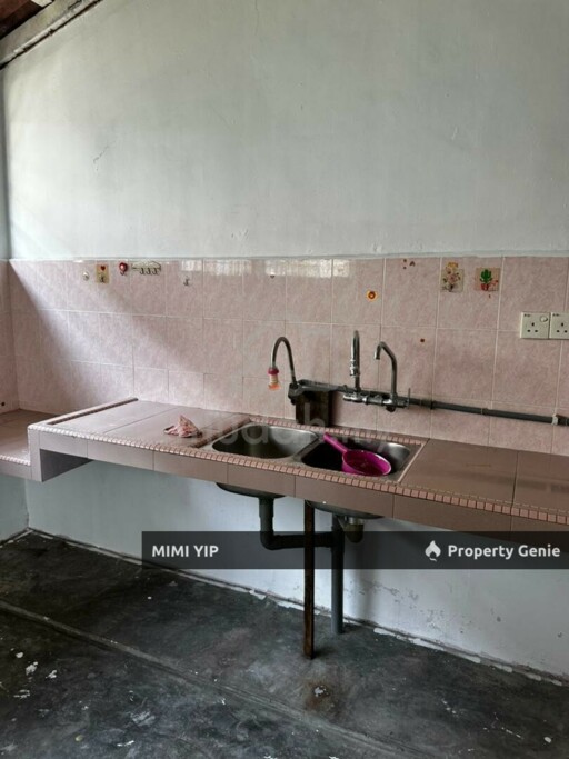 🏡 Bandar Mahkota Cheras 2-Storey Terrace | 4R3B | Non-Bumi Lot