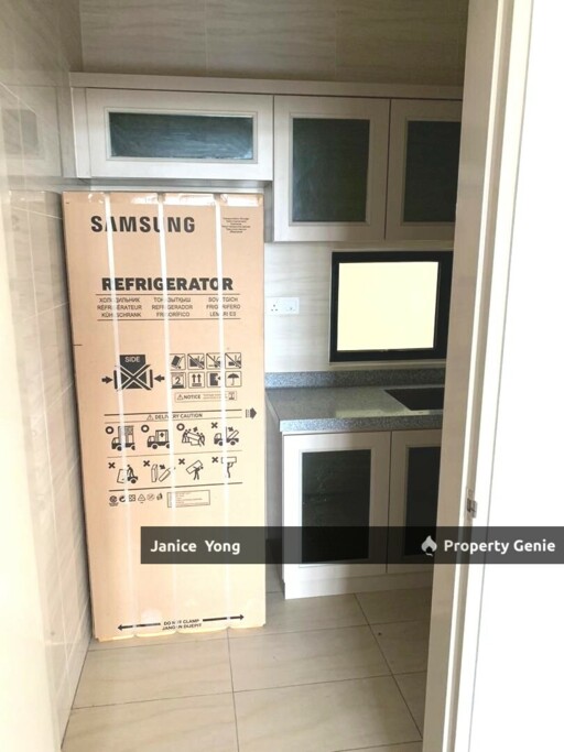 Laguna Heights Condominium @ Perling
