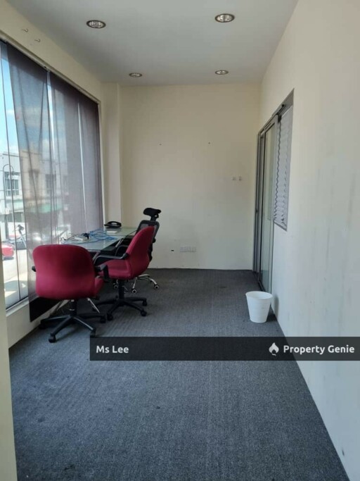 Office Room 2 RM1080-Pusat Perdagangan Kuchai @ Kuchai Lama-Ready 15/11