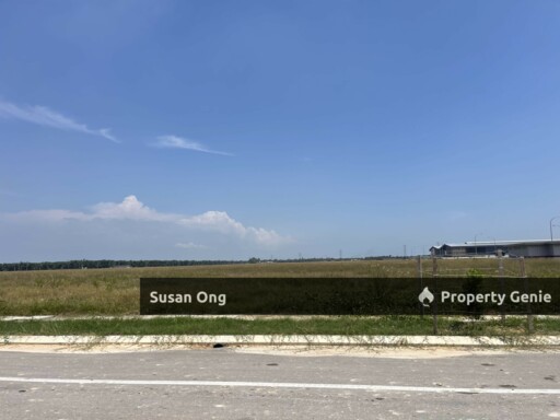 WTR-Sungai Way-7 acre Industrial land-suitable car storage