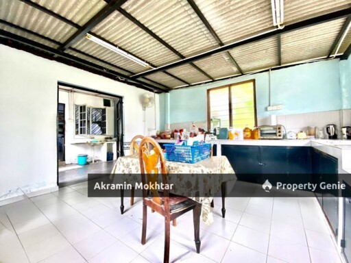 (FACING OPEN) Renovated Double Storey Terrace@Taman Lingkaran Nur, Batu 12, Cheras, Selangor