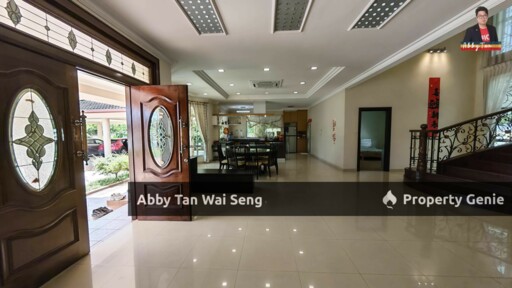 WOW! Huge Prestige Bungalow For Rent in Kolombong | 18,038 sqft Land