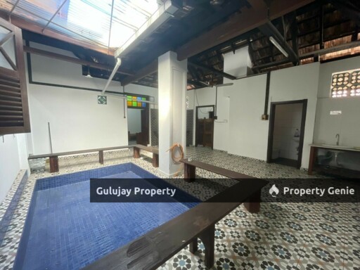 1 Storey Bungalow Retro Style At Limbongan For Sales