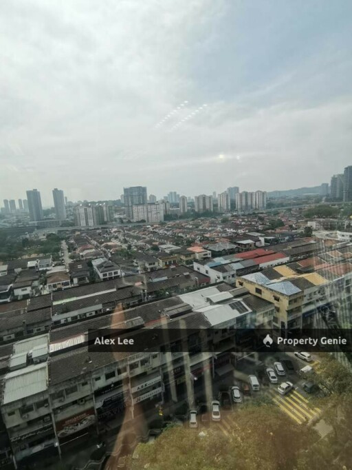 UPTOWN 5 Office for Sale