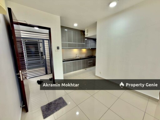 Freehold, Corner Unit & 2 Parking | Residensi Zamrud Kajang 2, Kajang Selangor .