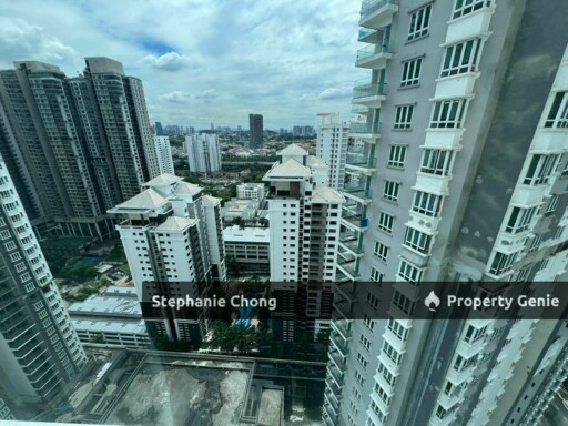 Luxury Living: Spacious Duplex in Mont Kiara Family-Friendly