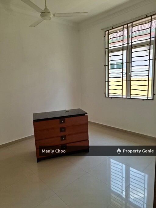BUNGALOW Single Storey Taman Krubong Perdana Nr Cheng Durian Tunggal