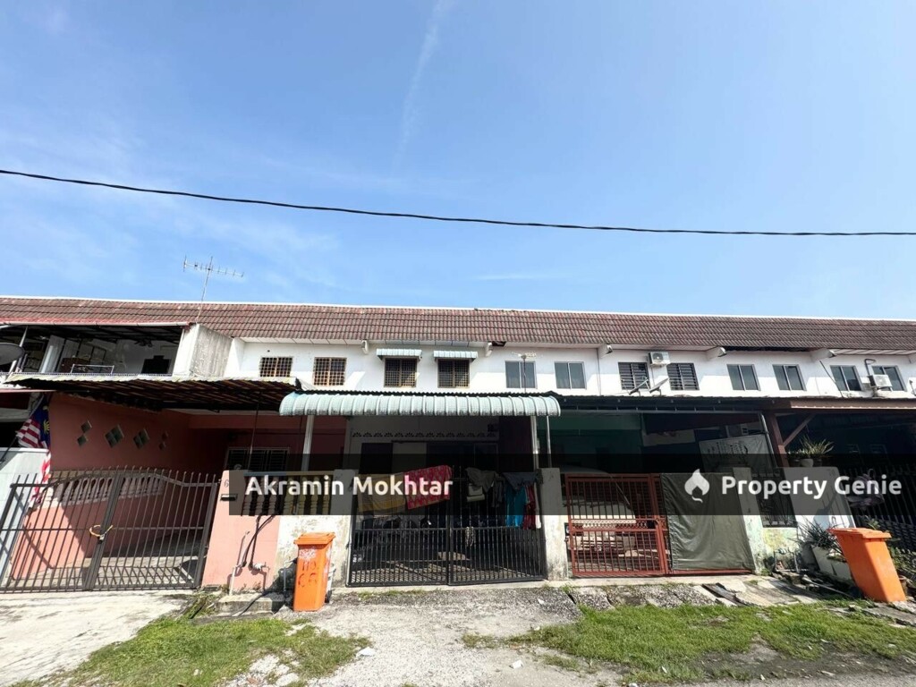 Freehold & Extended | Low Cost Double Storey Terrace @ Taman Pertama, Sabak Bernam, Selangor