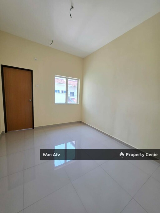 END LOT 2 TINGKAT TAMAN VILLA MUTIARA, JERANTUT