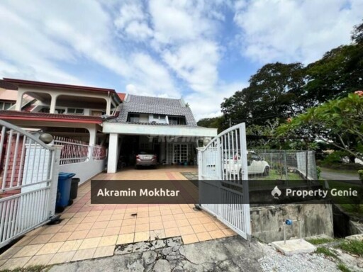 FREEHOLD/NON BUMI  Double Storey CORNER LOT Taman Sri Ukay, Ampang.