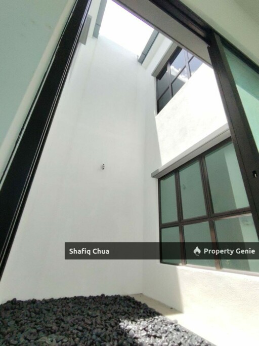 Brand New Furnished 2 Tingkat Teres Kg Lombong Emas, Seksyen 29 Shah Alam