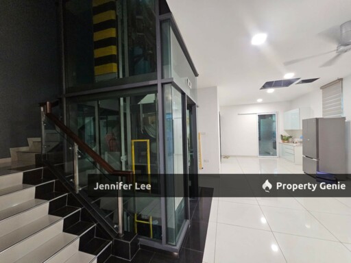 Gated Guarded 3 Storey Semi D with Built-In Lift, Golf View Villa @ Taman Golf, Ipoh