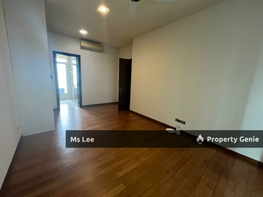 The Pearl @ KLCC-Level 27 Private lift-Sale Below Bank Value Rm180k