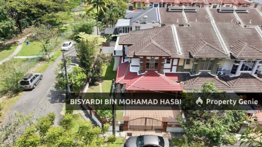 Facing Open Corner Lot Renovated Double Storey Taman Putra Prima, Puchong.