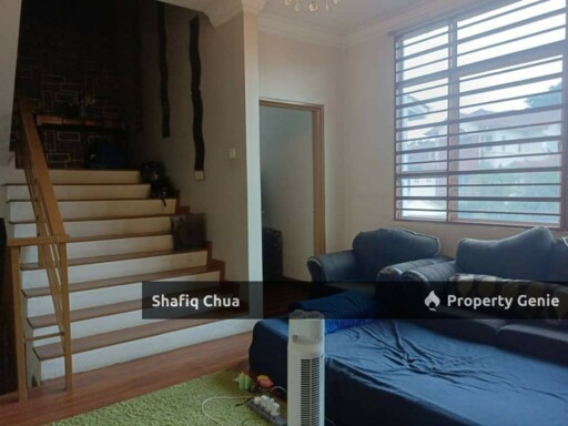 Corner Unit 3 Storey Semi-D Cluster Subang U9, Shah Alam For Sale