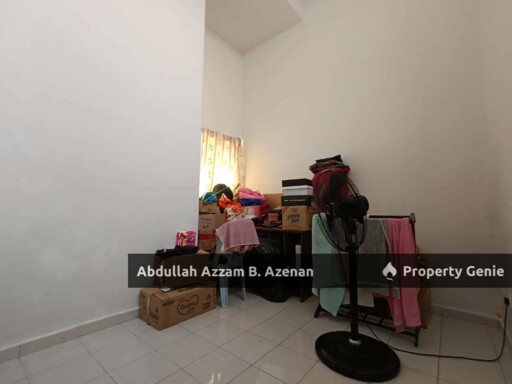 CORNER LOT Taman Halaman Indah Jawi