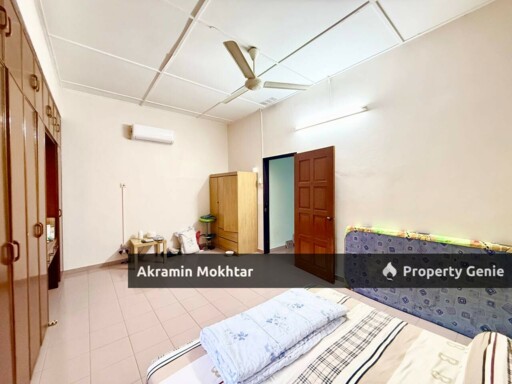 Freehold, End Lot, Renovated & Fully Furnished | Double Storey Taman Universiti Indah, Seri Kembangan
