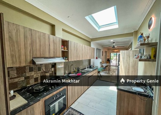 Freehold, CornerLot, Renovated & Partially Furnished | 2-Storey Bungalow Kampung Datuk Keramat KL.
