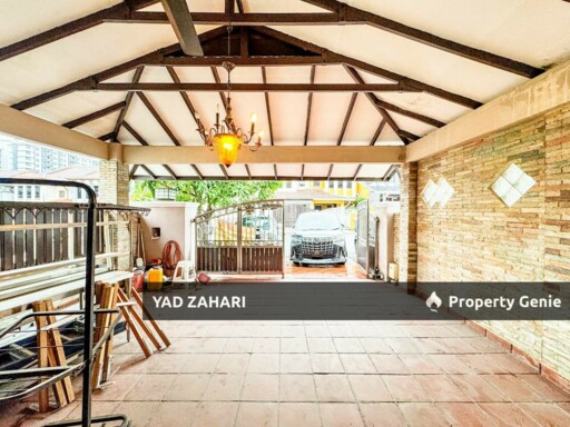 Nusa Subang, Subang | 2-Storey Terrace 4 Bedrooms | RM750K - Endlot, Kitchen Extended & Renovated