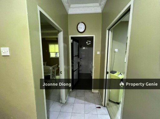 Jalan Maarof Bangsar-Double Storey House