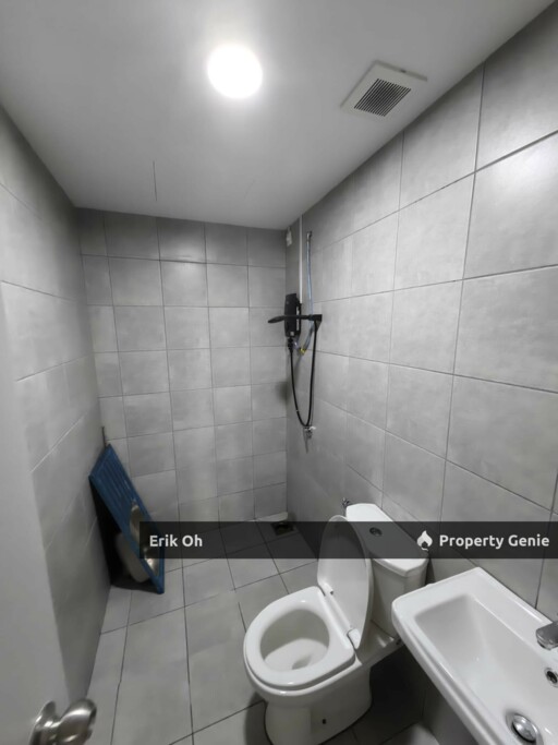 One Equine for Rent Fully Furnished 2R2B Nice Design Unit