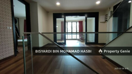 RENOVATED 3 STOREY CORNER LOT SEMI DETACHED, LAKEHILL VILLAS, BANDAR BARU BANGI, BANGI .
