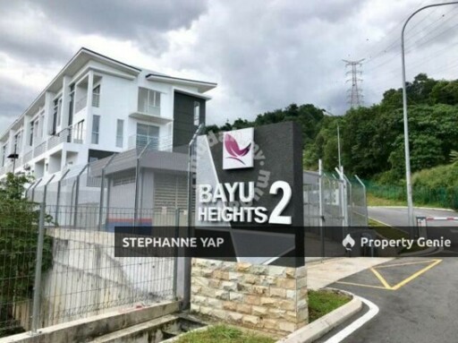 Bayu Heights2  3 Storey Link House for Sale