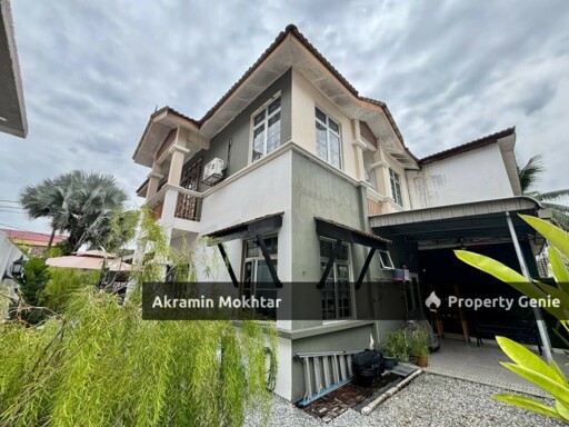 Fully Renovated & Partially Furnished | 2 Storey Semi D Taman Ixora Salak Tinggi, Sepang