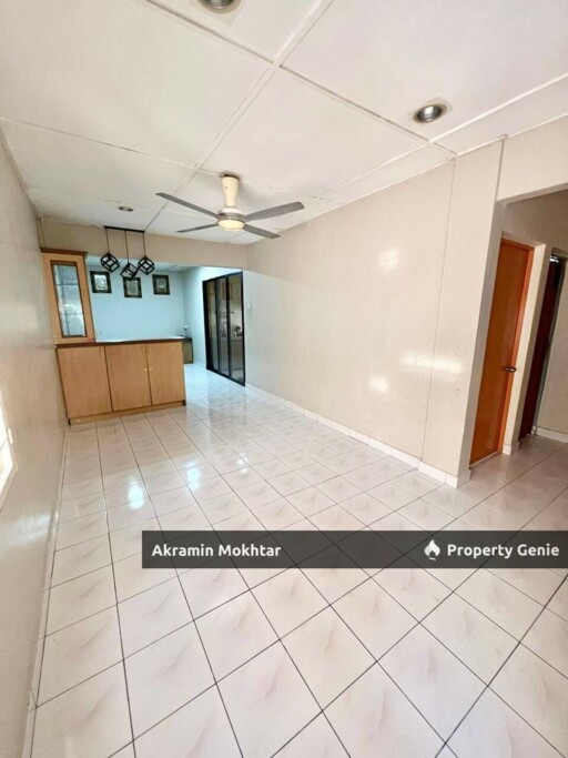 [Corner] Saujana Apartment, Damansara Damai