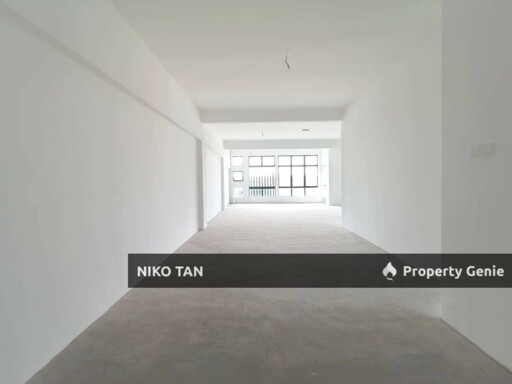 For Rent 3 Storey Shop Lot @ Ixora Park City, Jalan Siantan, Meridin East Pasir Gudang
