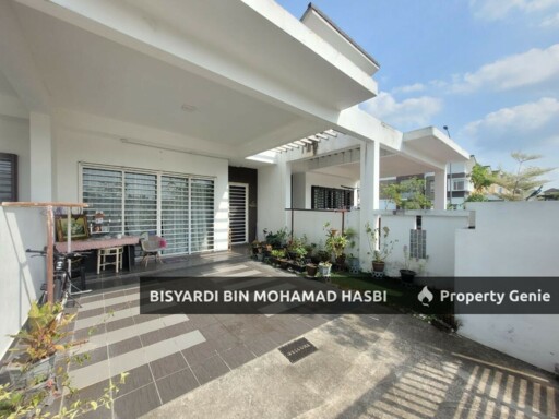 FACING OPEN 2 STOREY TAMAN WARISAN PUTERI ( PRECINCT 6) SIKAMAT, SEREMBAN .