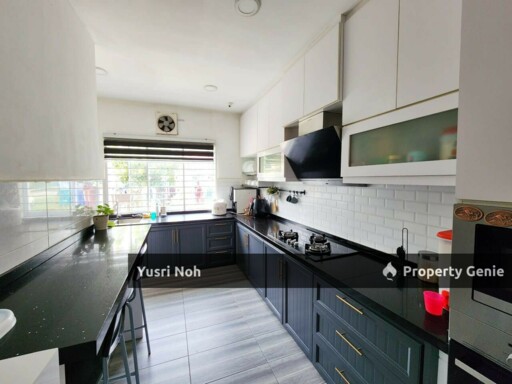 RENOVATED ENDLOT Double Storey The Clover Homes Taman Semanggi Semenyih