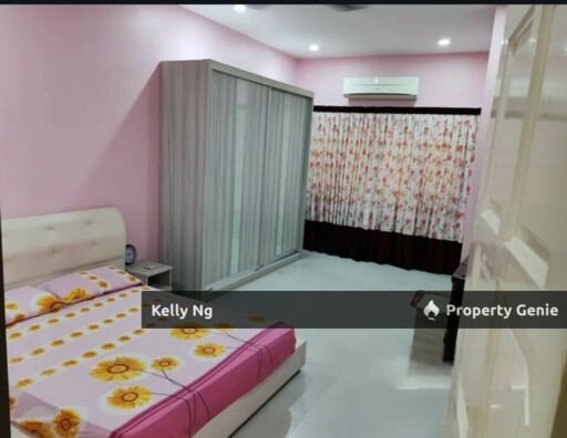 2 Sty Semi D House At Tmn Saujana Klang For Sale