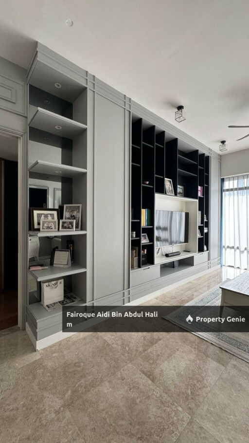Anggun Residences KLCC With KLCC & KL TOWER View