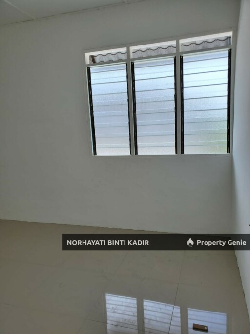 RENOVATED DOUBLE STOREY END LOT TERRACE LORONG TAS RIA 5, TAMAN TAS, KUANTAN