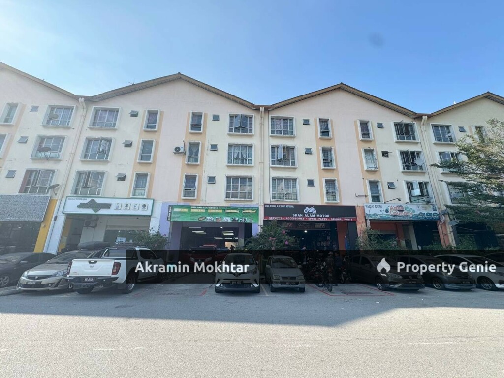 SHOP APARTMENT PUSAT KOMERSIAL SEKSYEN 7 SHAH ALAM .