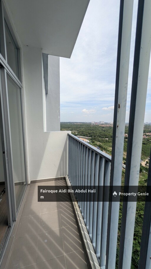 Lakefront Homes Cyberjaya Full Furnish