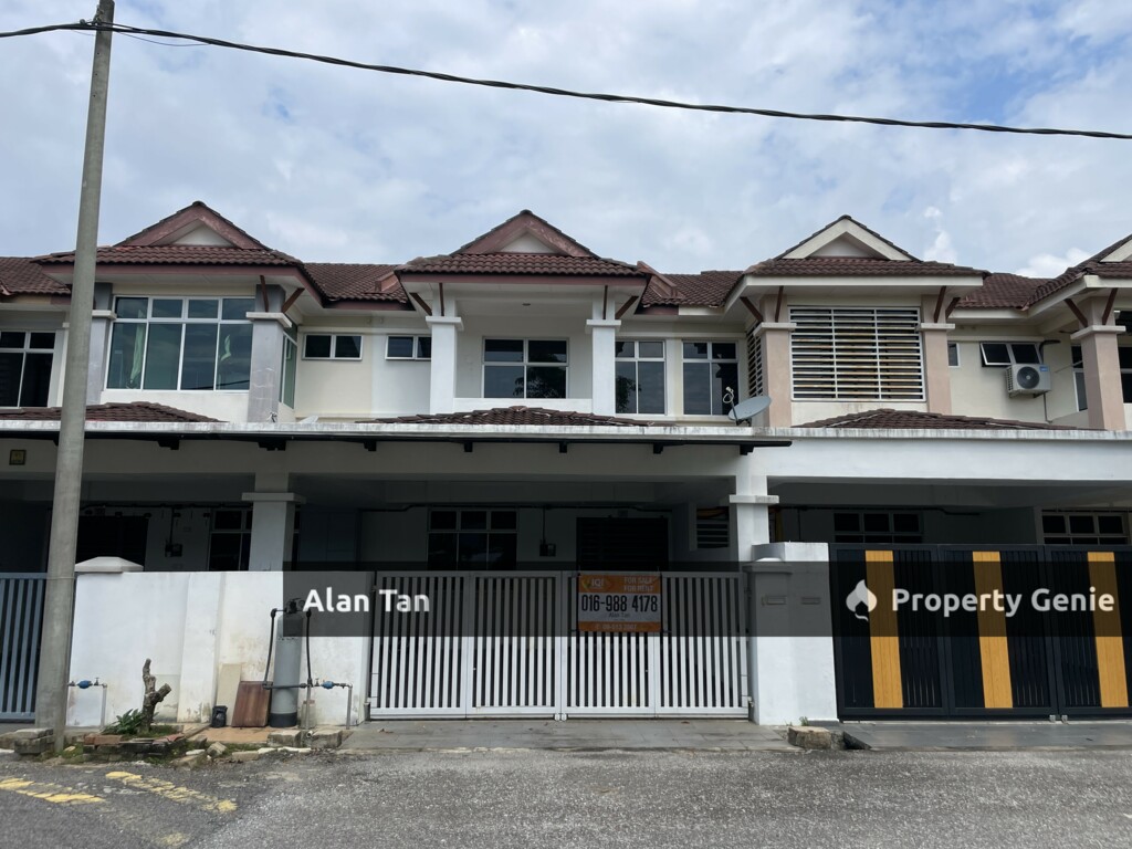 Rumah Renovated facing Open / Field @ Taman Shahzan IM, Kuantan