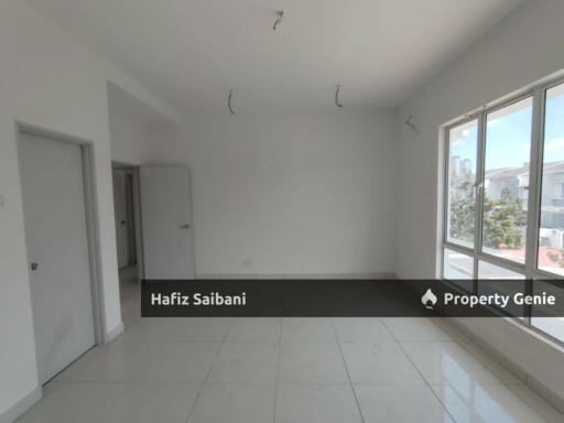 End Lot Double Storey Terrace D' Kayangan Sekyen 13 Shah Alam